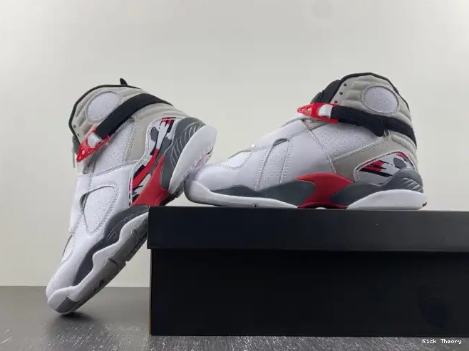 Kicked Out Shoe Store 8 (2013) Retro 305381-103 Bunny Air Bugs Jordan 0512